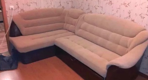Перетяжка углового дивана. Коммунарка